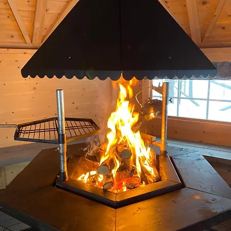 Hébergement de vacances Kuukkelisalmi-fireplace, Sauna, Kota, Hot Tub, Kuusamo