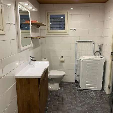 Kuukkelisalmi-fireplace, Sauna, Kota, Hot Tub, Ferienhaus Kuusamo