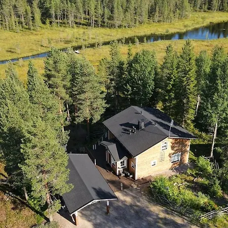 Kuukkelisalmi-fireplace, Sauna, Kota, Hot Tub, *