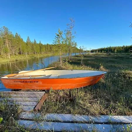 Kuukkelisalmi-fireplace, Sauna, Kota, Hot Tub, Kuusamo